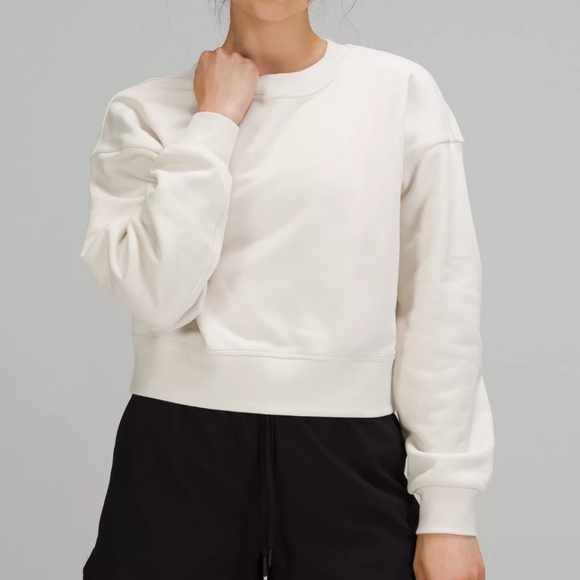 Lululemon Perfectly Oversized Cropped Crew *Softstreme Size 2 - Picture 4 of 4